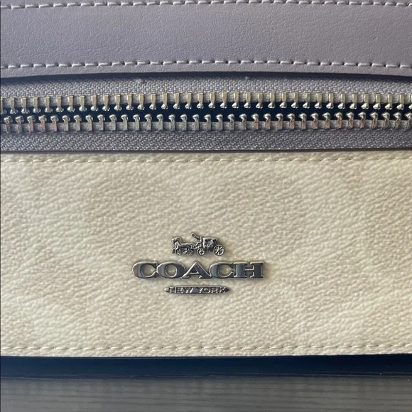 Coach | Train Case Crossbody in Signature Canvas - Picture 2 of 12
